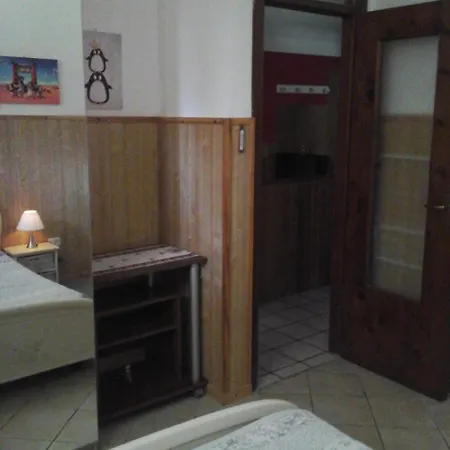 La Tana Dei Pinguini Saint Marcel